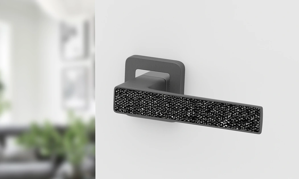 maner-usa-de-interior-deco-grafit-cu-cristale-negre-cu-rozeta-patrata-583138